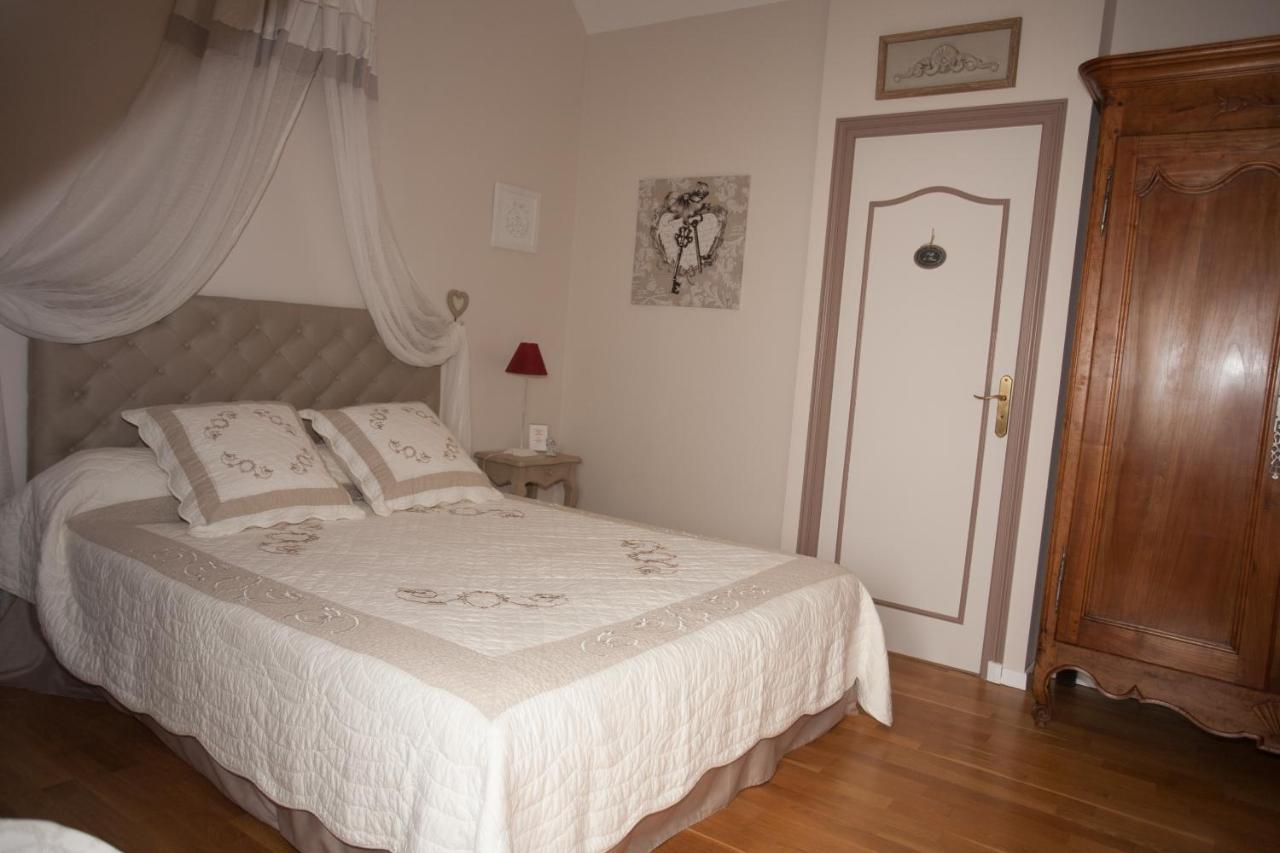 Les Jarrieres Bed & Breakfast Dame-Marie-les-Bois Екстериор снимка
