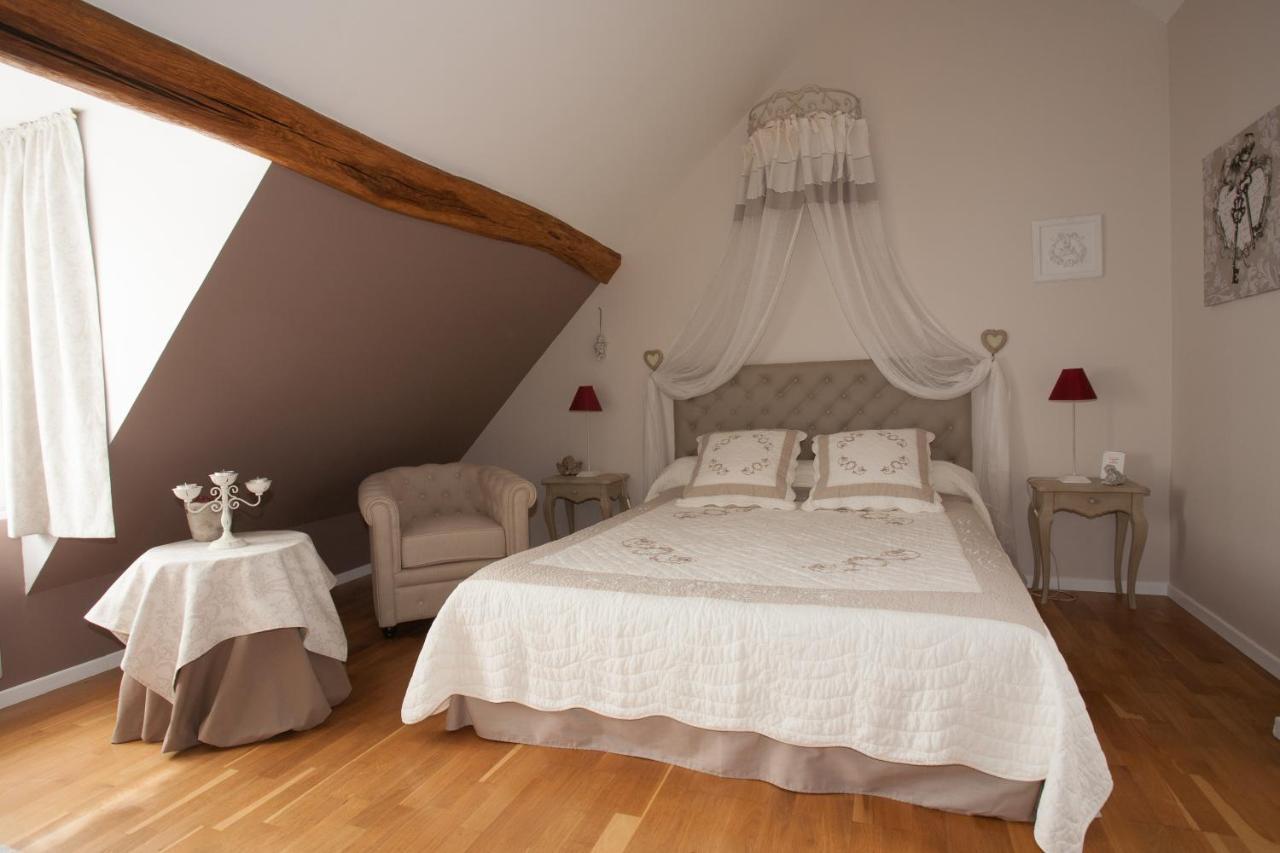 Les Jarrieres Bed & Breakfast Dame-Marie-les-Bois Екстериор снимка